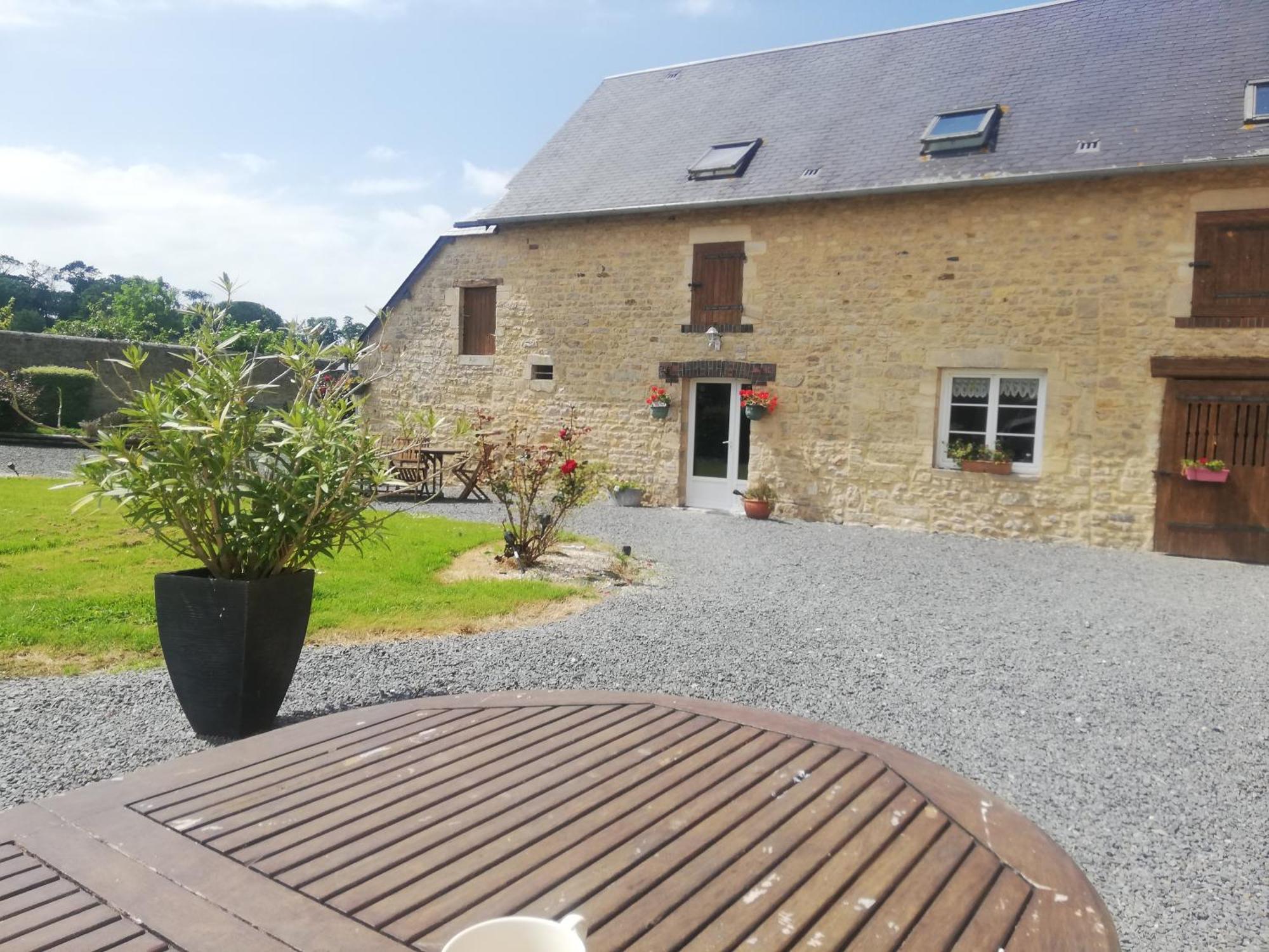 Ferme De Montigny Asnieres-en-Bessin Exterior foto